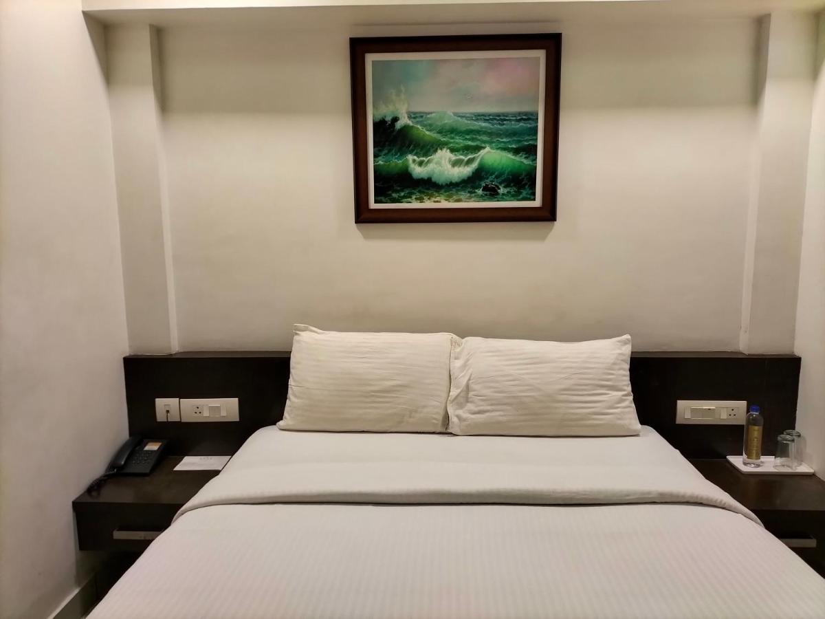 Hotel SAAS Residency Kozhikode Exterior foto