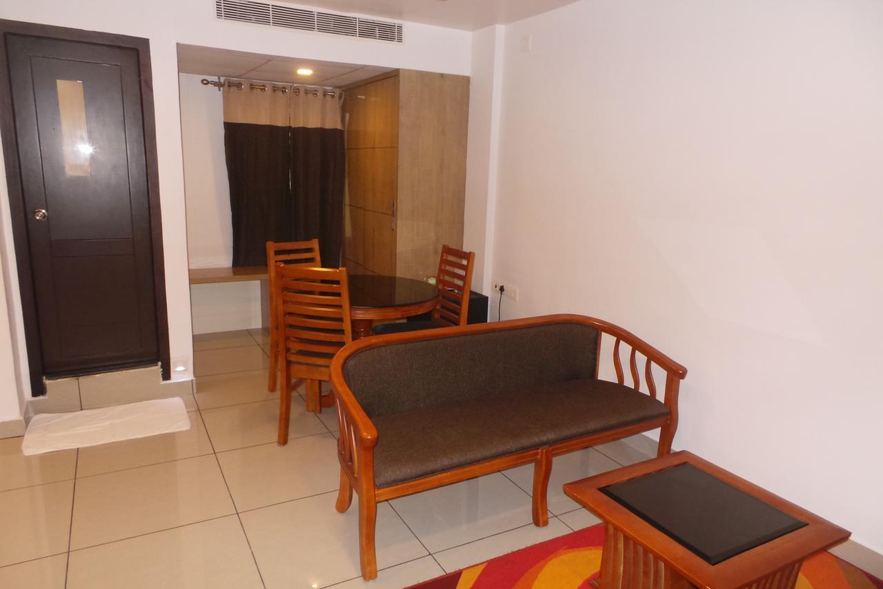 Hotel SAAS Residency Kozhikode Exterior foto