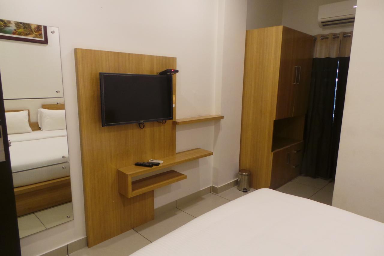 Hotel SAAS Residency Kozhikode Exterior foto