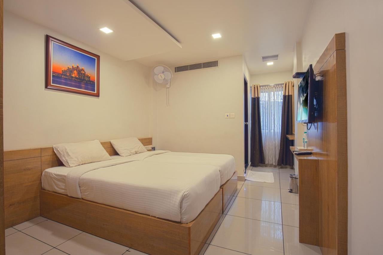 Hotel SAAS Residency Kozhikode Exterior foto